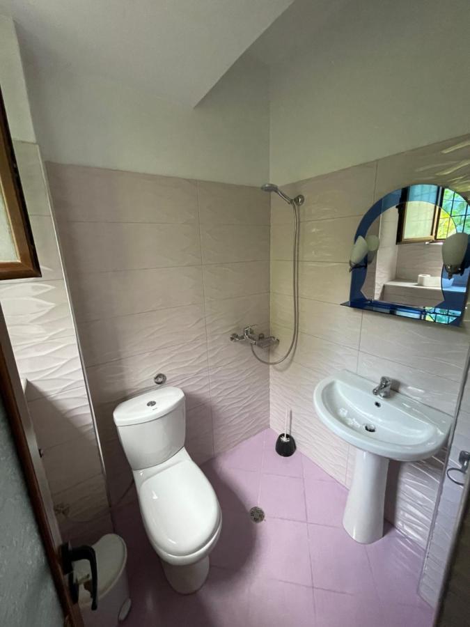 Centre Hotel Berat Bagian luar foto